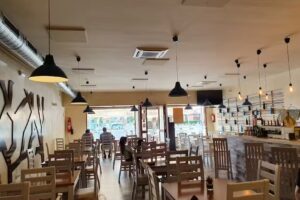 Baraka Caf&eacute; Bar