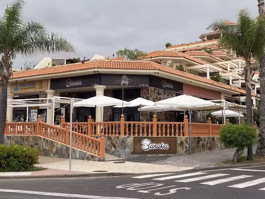 Baraka Caf&eacute; & Grill