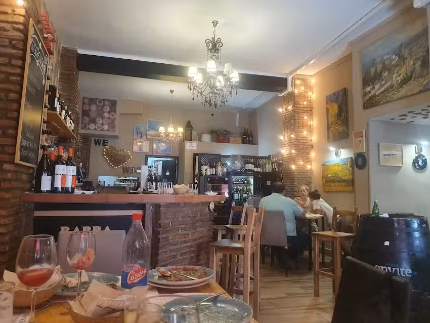 Barra Fina Taberna Joven