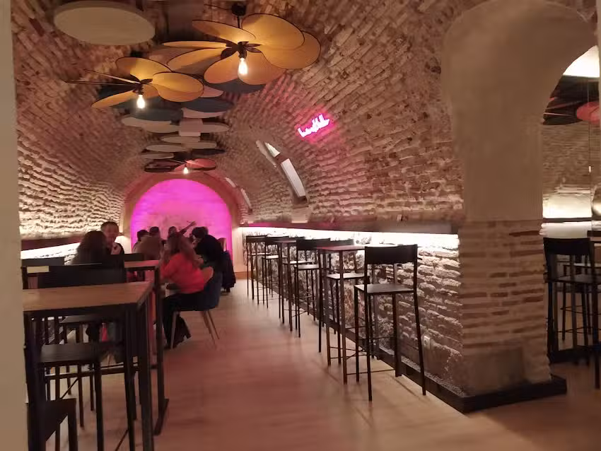 Barten Taper&iacute;a Restaurante Cocteler&iacute;a