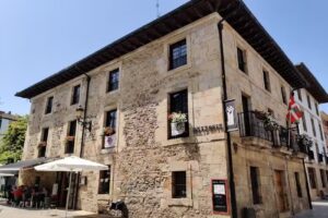 BATZOKIA ELORRIO JATETXEA