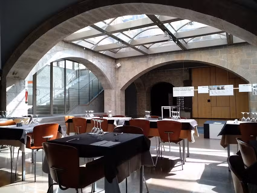 Bau Bar