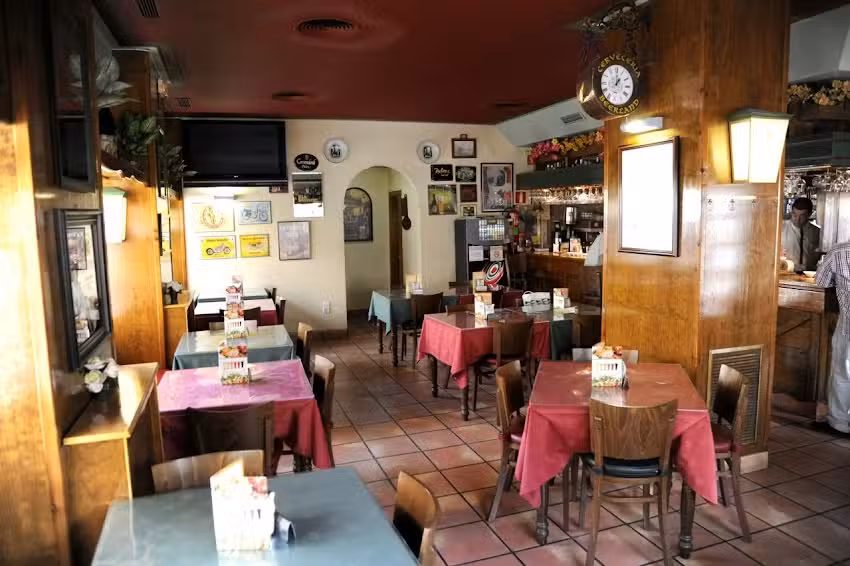 Beerland: Cervecer&iacute;a & Restaurante en Zaragoza