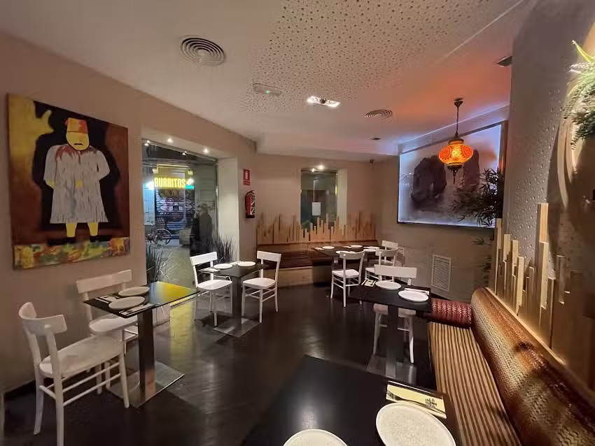 BEIRUT &ndash; Restaurante Libanes en Ruzafa