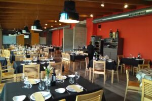 Bistr&oacute; Casa y Tinelo