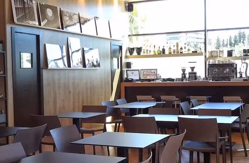 Bistro Creme de la Creme