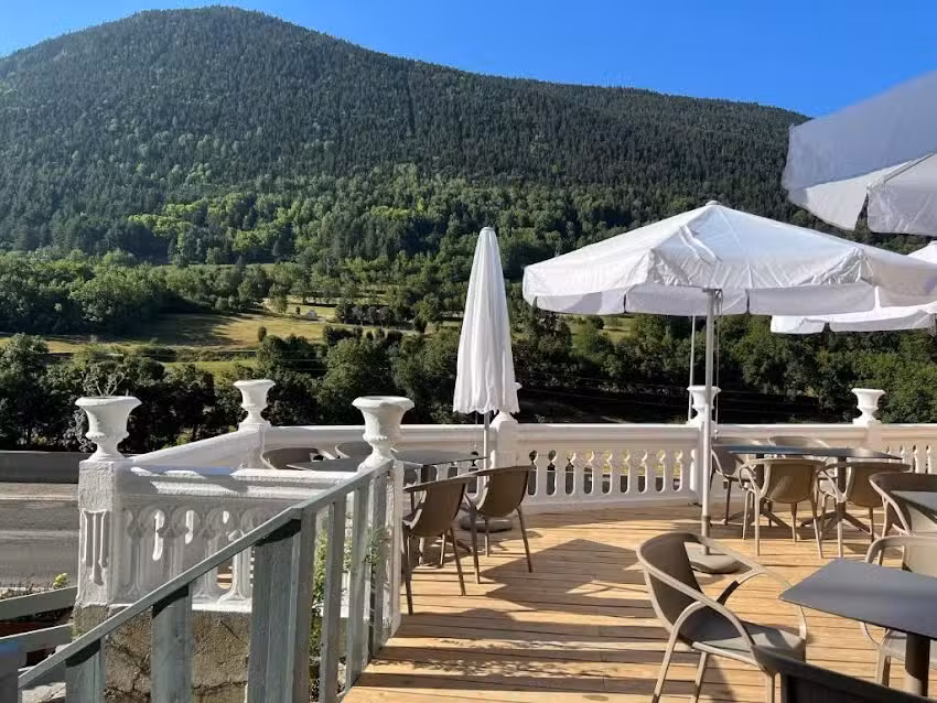 Bistro & Lounge Bar Rosta