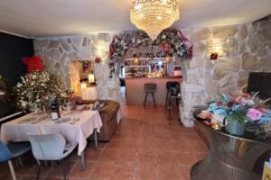 Bistro Shabby Ch&iacute;c