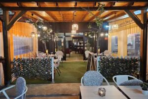 Bliss Bar and Restaurant