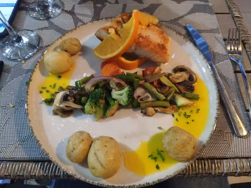 Bobby&rsquo;s Food & Drinks