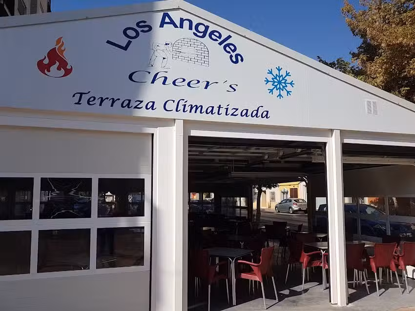 Bocater&iacute;a Los &Aacute;ngeles Cheers