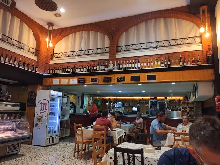 Bodega La Ni&ntilde;a L&acute;Antonio