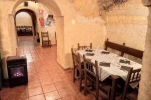 Bodega restaurante cerrado hasta nueva gerencia