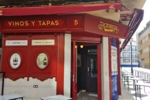 Bodega-Vermuteria La Caprichosa
