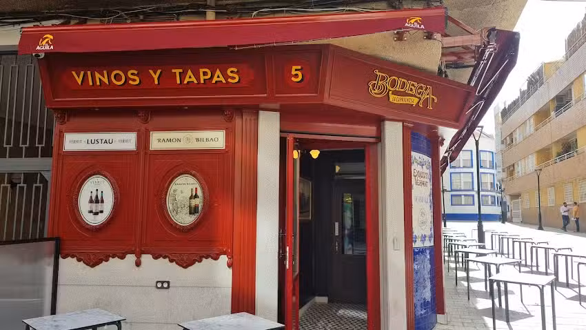 Bodega-Vermuteria La Caprichosa