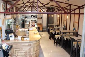 Bodeg&oacute;n Antiga Leiter&iacute;a