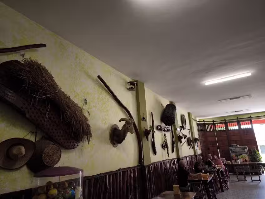 Bodeg&oacute;n Casa Emilio