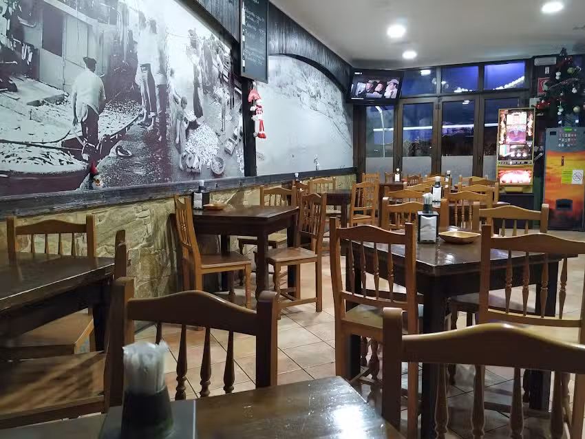 Bodeg&oacute;n O Pescador S L