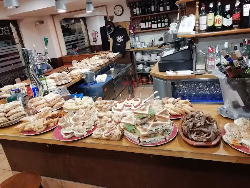 Bodeg&oacute;n Quiroga