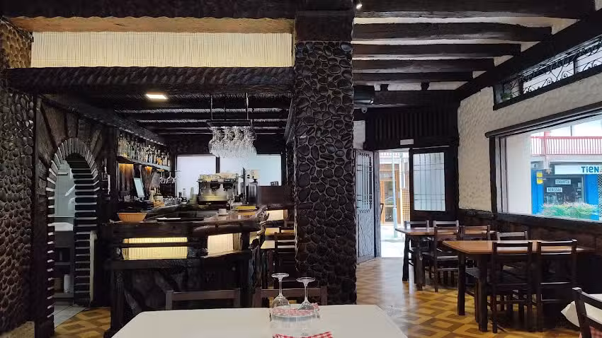 Bodeg&oacute;n Sarasua