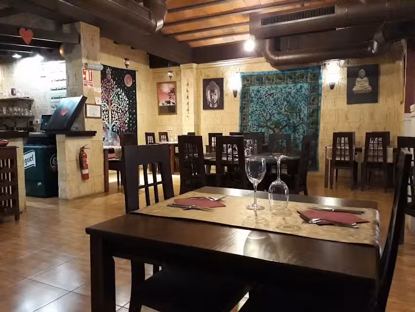 Bollywood Indian Restaurant