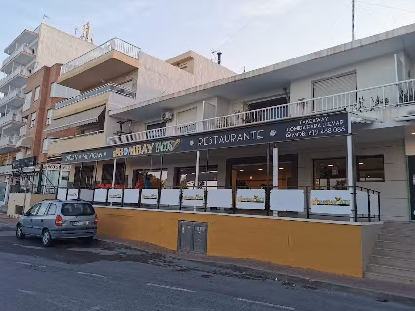 Bombay Tacos Lo Pagan