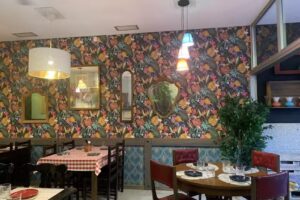 Boniti&ntilde;a At&iacute;pica Taper&iacute;a