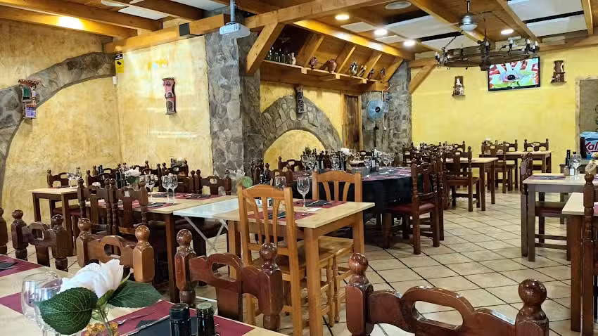 Braser&iacute;a Arrocer&iacute;a Casa Paco