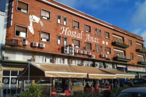 Braser&iacute;a El Puente