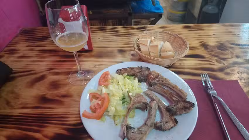 Braser&iacute;a Los Charros