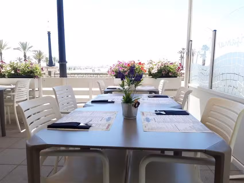 Bris Burguer & Tapas