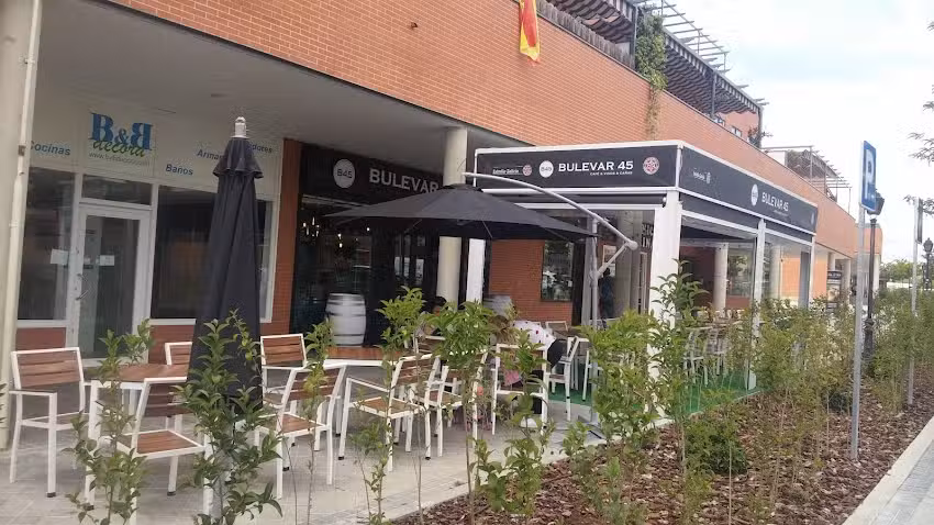 Bulevar 45 Gastro Bar