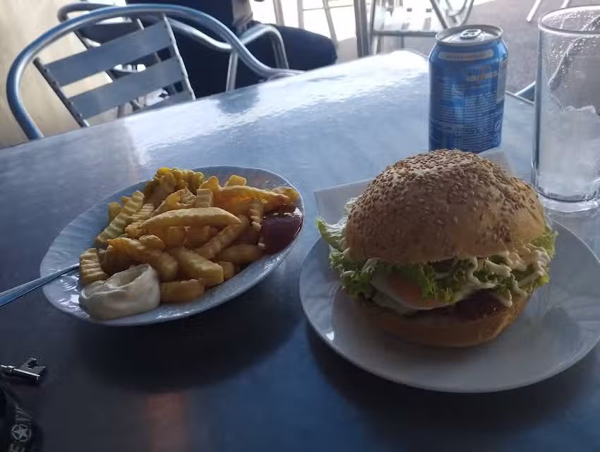 BURGER&rsquo;S ANDROMEDA