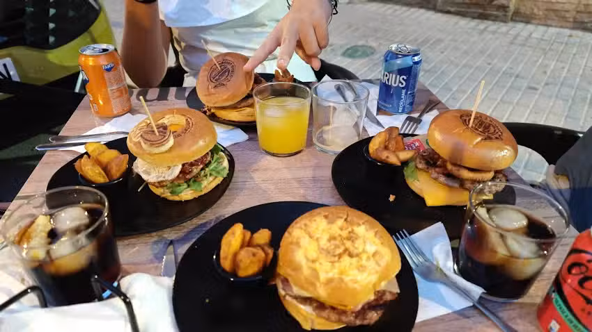 Burger&rsquo;s World &Uacute;beda