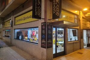 Bus Stop Cafeter&iacute;a Restaurante