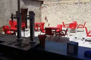 Caf&eacute; almodo-bar