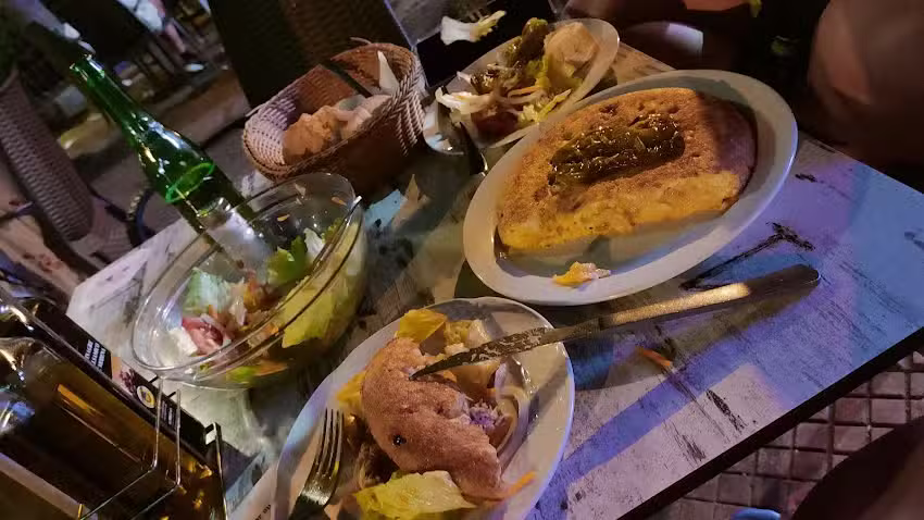 CAF&Eacute; BAR ARCO IRIS