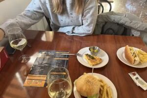 Caf&eacute;-Bar Bro&rsquo;s