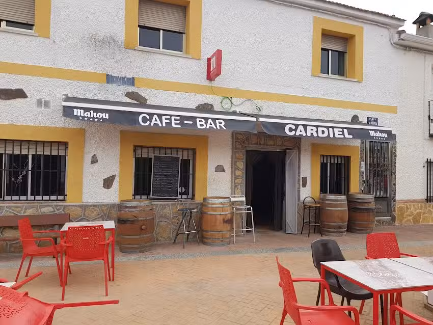 Caf&eacute; bar Cardiel