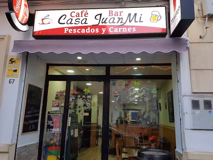 Caf&eacute; bar casa Juanmi