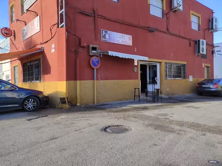 Caf&eacute; Bar Curi