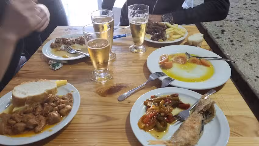 Caf&eacute; Bar El Roc&iacute;o V&iacute;car