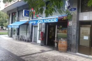 Caf&eacute; Bar JON ANDER.