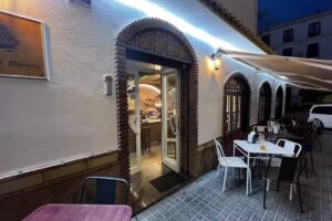 Café-Bar La Casa de Los Martínez