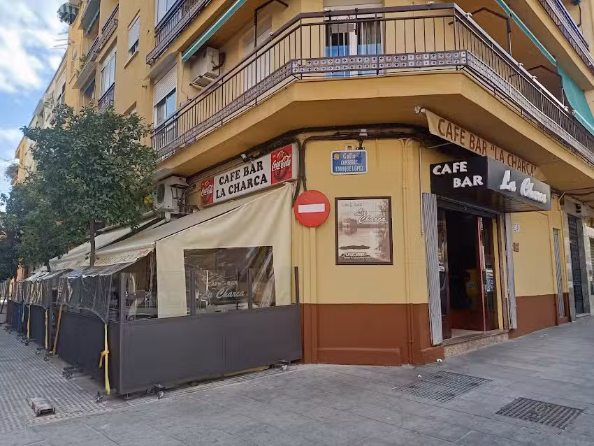 Cafe-Bar &laquo;La Charca&raquo;