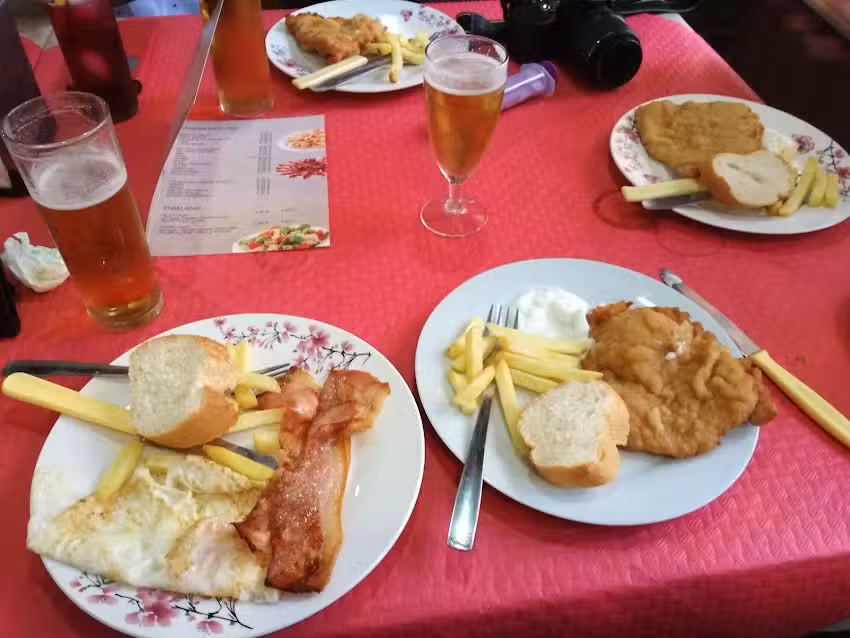 Caf&eacute; Bar La Virgen Chica