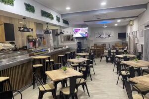 Caf&eacute; Bar m & m