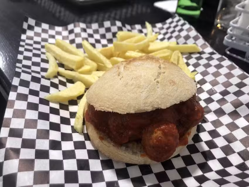 Caf&eacute;-Bar Malo Ser&aacute; !! Noia