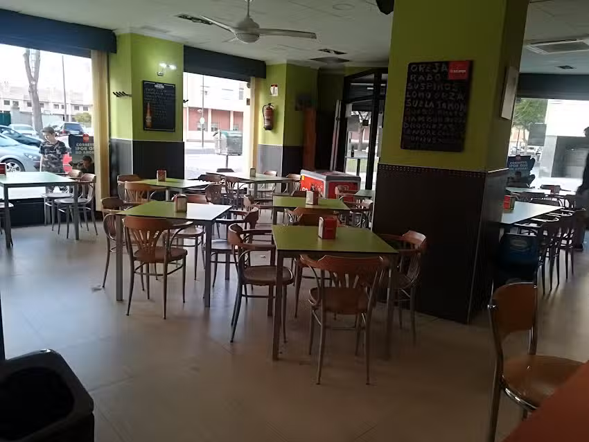 CAF&Eacute; BAR NUEVO avarys.