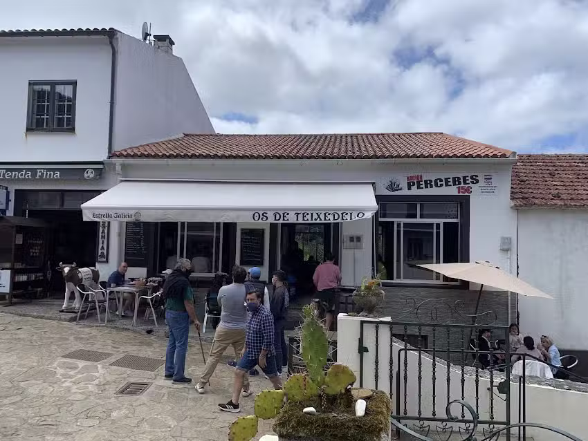 Caf&eacute; bar Os De Teixedelo